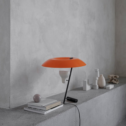 Model 548 Table Lamp