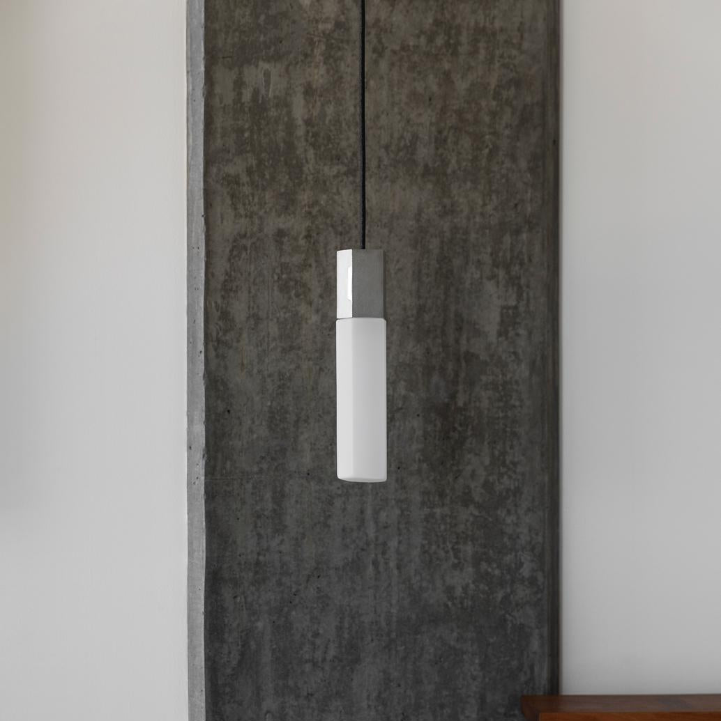 Basalt Hangandi Ljós