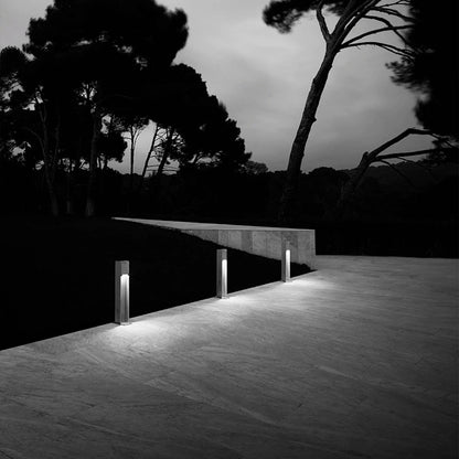 I-Ron Outdoor Light
