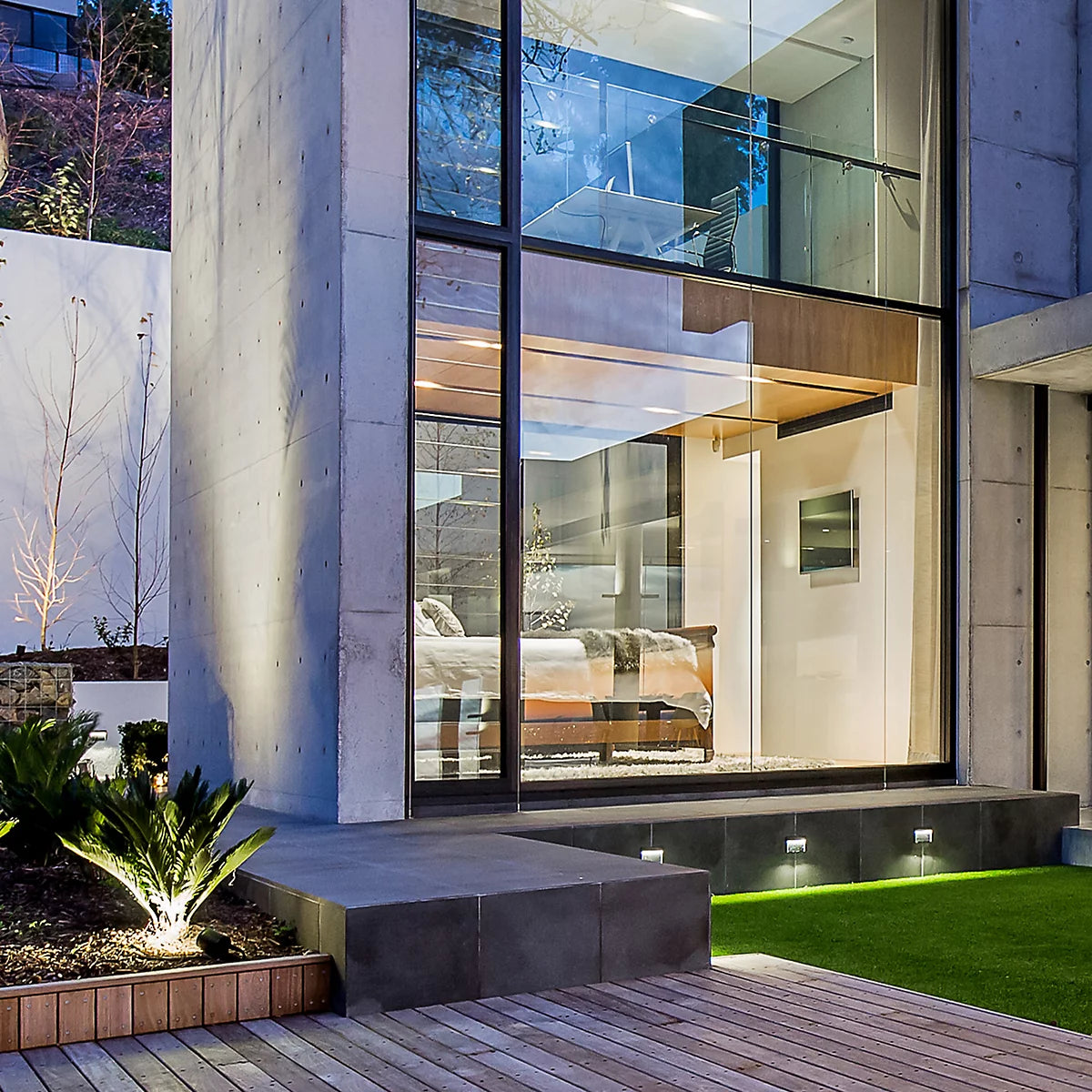 Hyperion Wall Light - Outdoor
