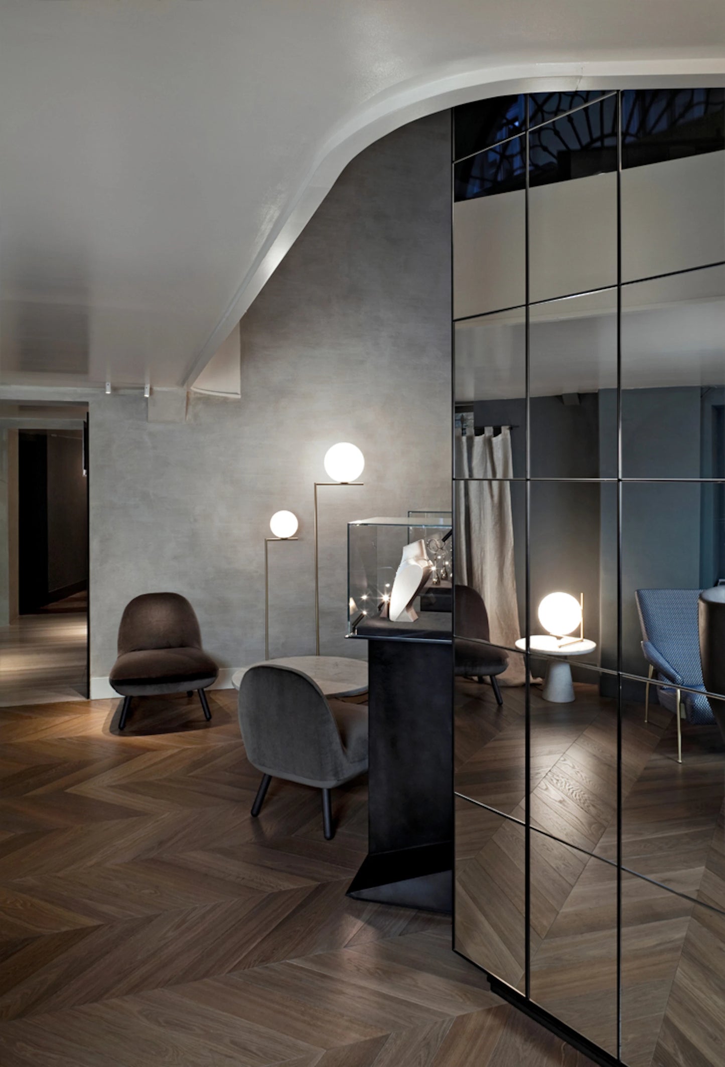 IC - Floor lamp