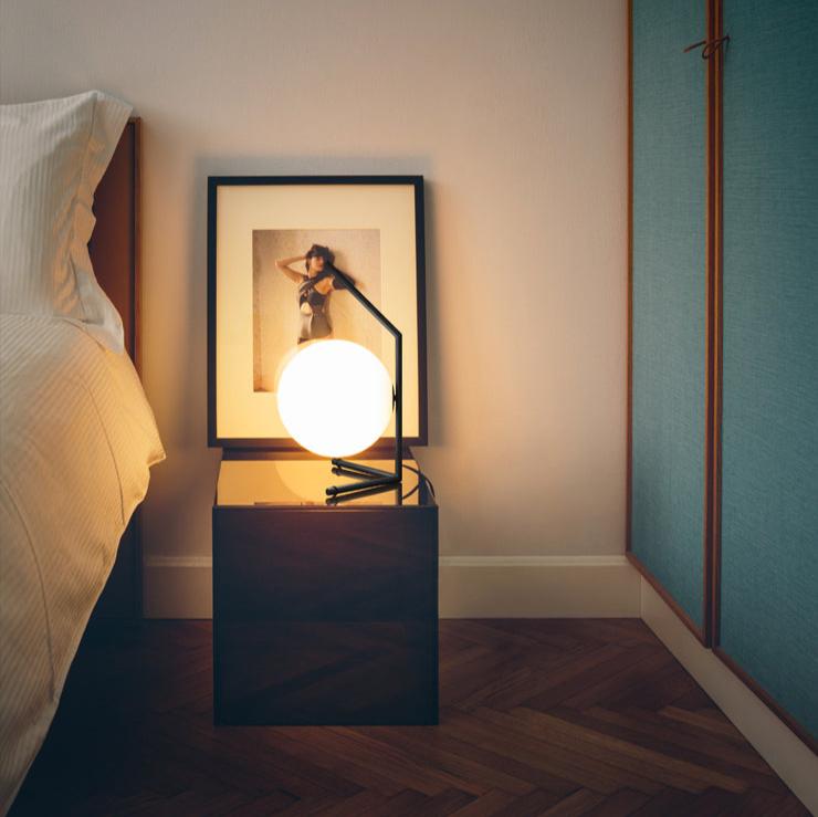 IC T1 Table Lamp