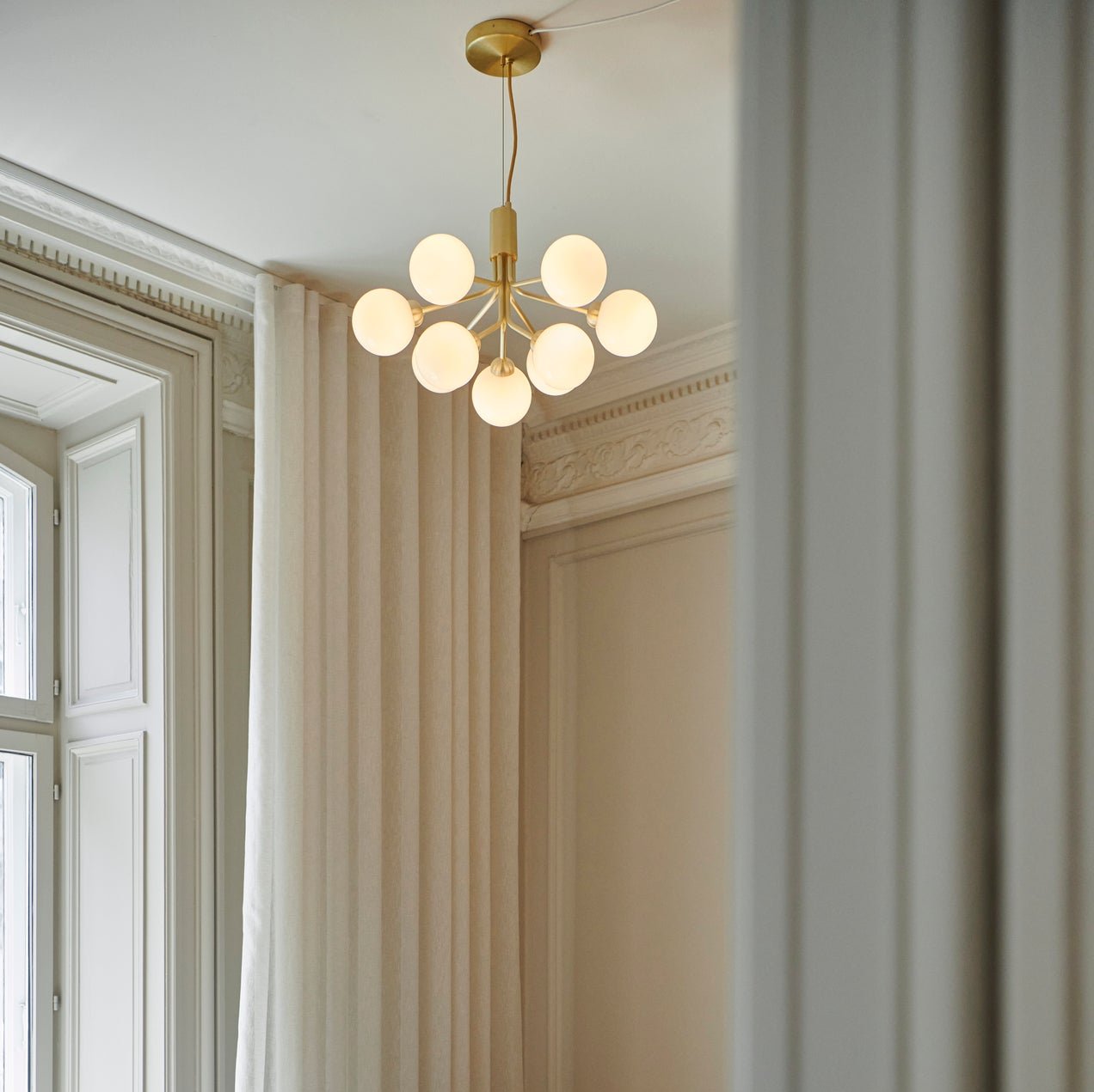 MIIRA Table lamp