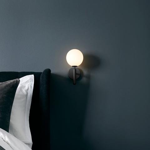 MIIRA Wall Lamp