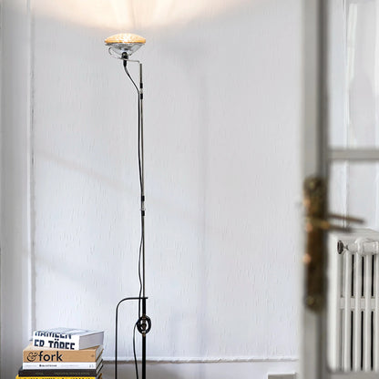 Toio floor lamp