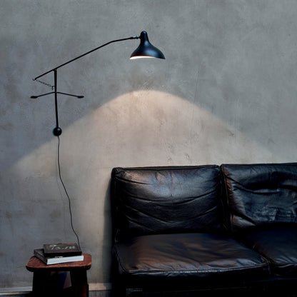 Mantis BS2 Wall Lamp