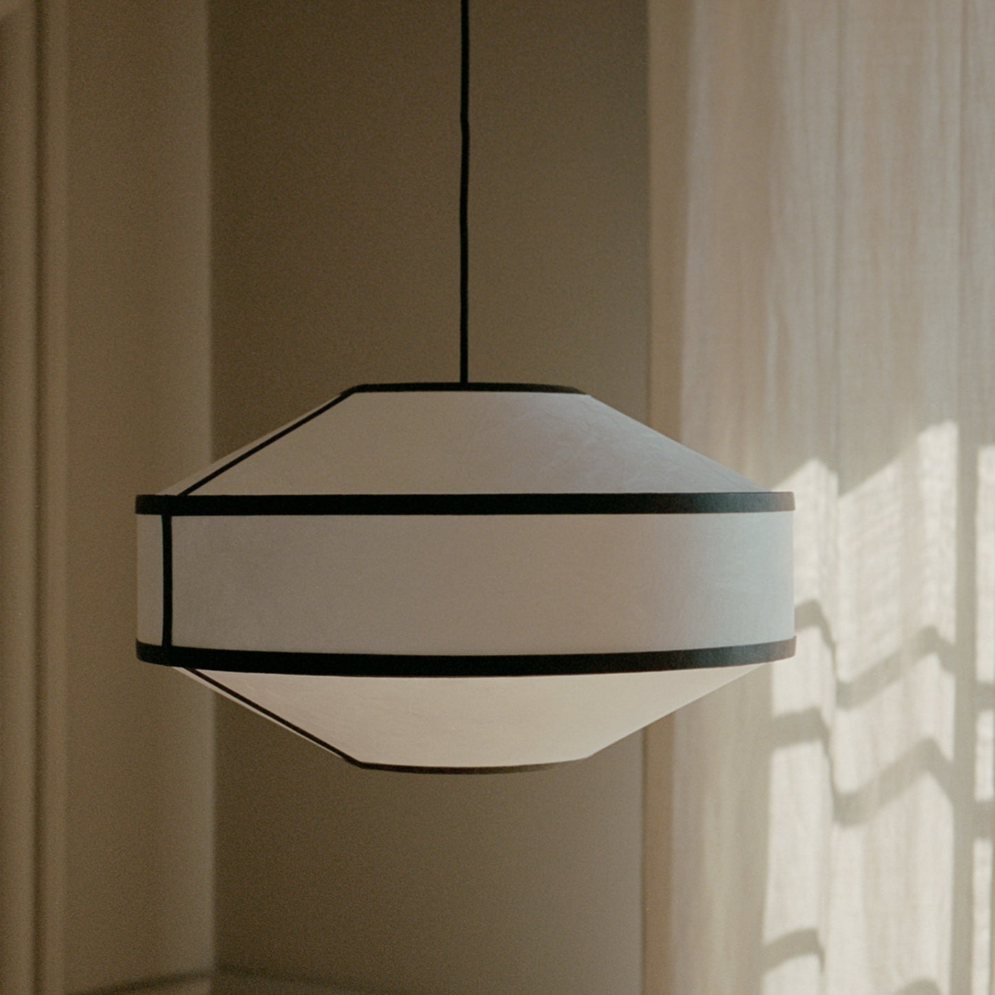 New Works Kite Pendant Lamp White and Black Tyvek Ø55